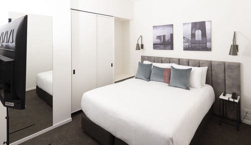 1 Bedroom Apartment