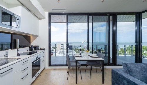 1 Bedroom Ocean View Apartment