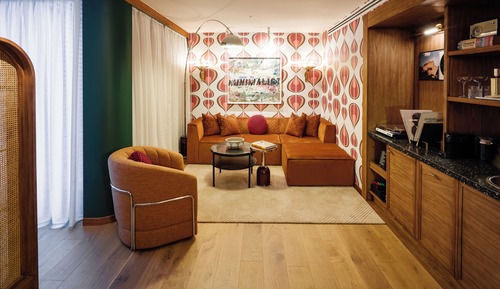 Suite, 1 King Bed (Rock Star)