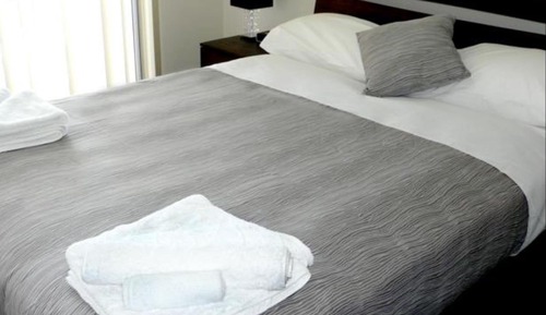 1 Bedroom Apartment Lock Off