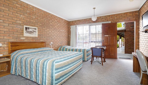 Deluxe Double or Twin Room