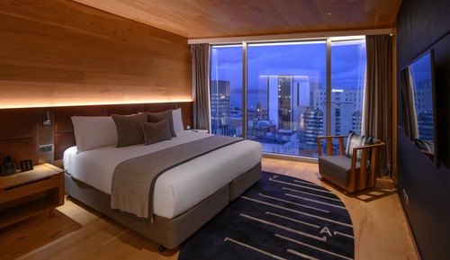 Suite, Club Lounge Access, Harbor View (Derwent)