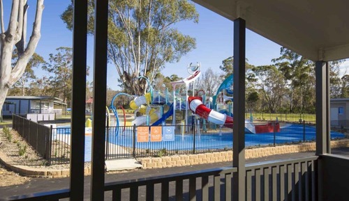 Superior 2 Bedroom Cabin - Water Park View