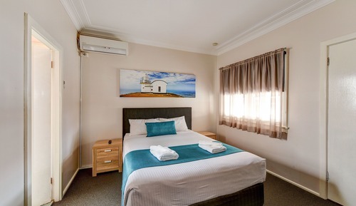 Family Room, 2 Bedrooms