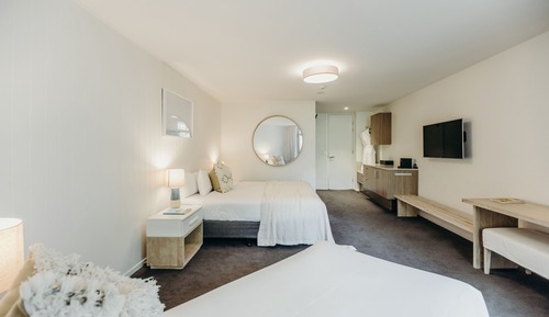 Classic Triple Room, Garden View