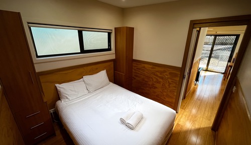 Ensuite Cabin with Bathroom