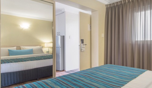 The Panorama Riverview Suite