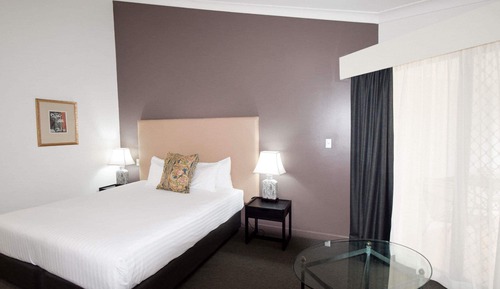 Superior Room, 1 King Bed