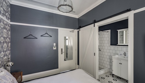 Queen Ensuite Room - Park View