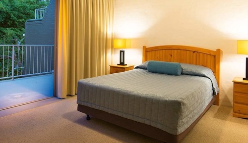 Standard Apartment, Multiple Bedrooms, Kitchen (3 Bdrm Apartment)