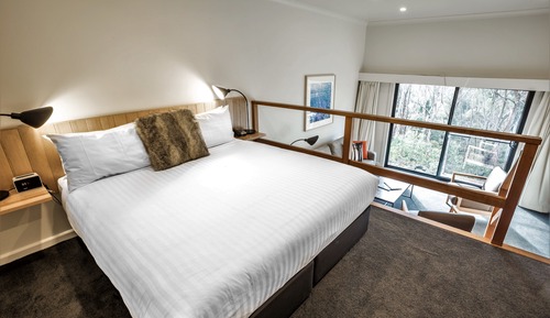 Premier King Room - Split Level