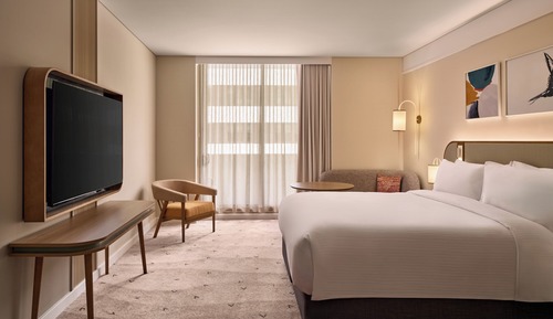 Premium Room, 1 King Bed, Accessible, Balcony