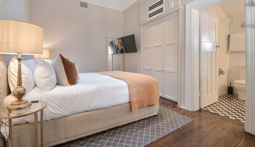 Basic Double Room, Courtyard View