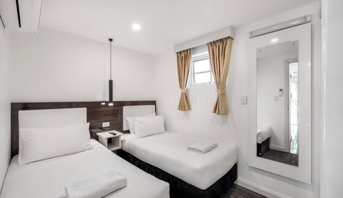 2 Bedroom Apartment