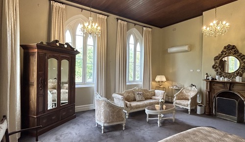 Royal Room