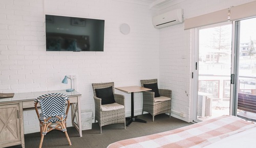 Queen Room, Ocean View (Non-Smoking)