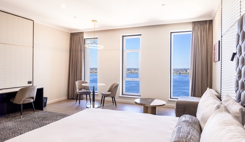 Club King River View