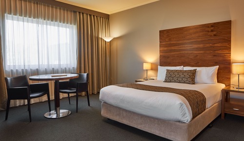 Standard Room, 1 Queen Bed