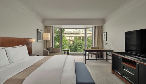 Deluxe Room, 1 King Bed