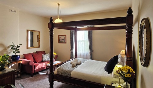 Superior Spa Room