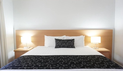 One Bedroom Apartment