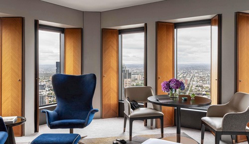 Luxury Room, 1 King Bed, Corner (City or Bay Views)
