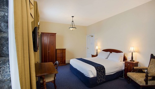 Suite, 1 King Bed