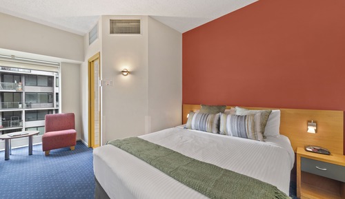 Premium Queen Room