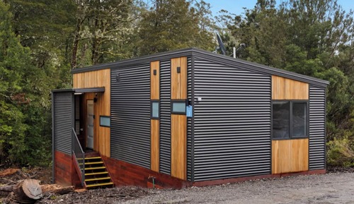 Deluxe 2 Bedroom Cabin - Sleeps 6