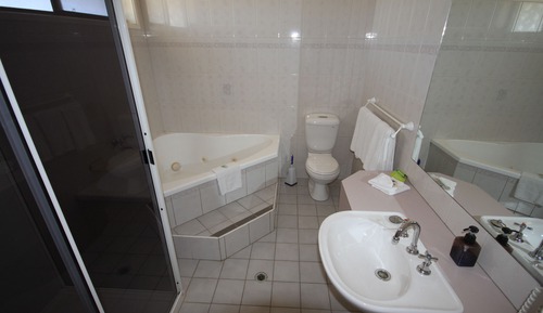 Room, 1 King Bed, Jetted Tub