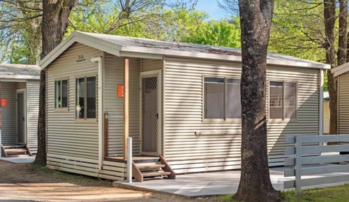 Economy 2 Bedroom Cabin - Sleeps 4