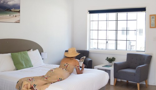Standard Queen Room