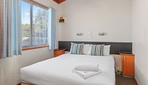 Luxury Spa Cabin