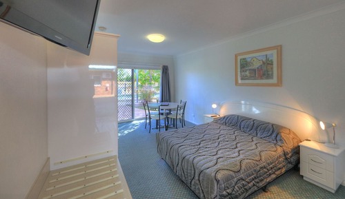 Standard Room, Non Smoking (Queen)