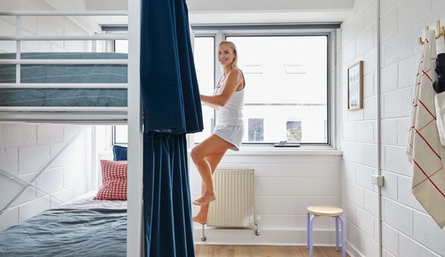 Entire 8 Bed Female Dorm