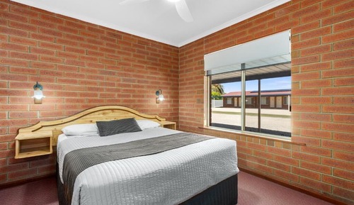 Standard Double Room, 1 Queen Bed