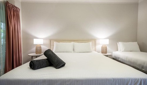 Twin Room, Mobility Accessible, Patio