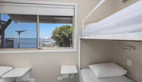 Deluxe Cabin - Sleeps 5 - Dog Friendly