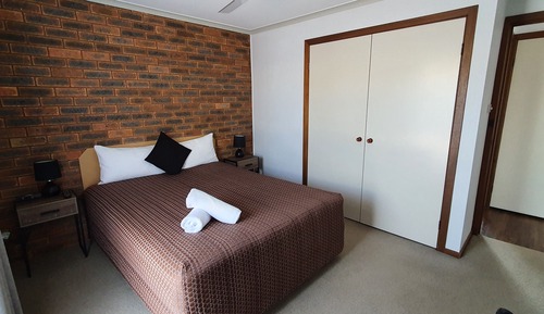 2 Bedroom Unit