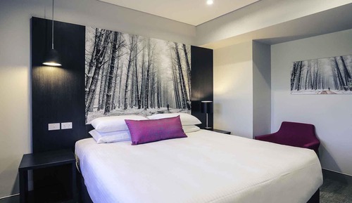 Suite, 3 Bedrooms