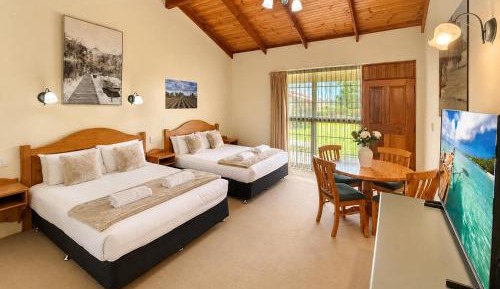 Deluxe Quadruple Room