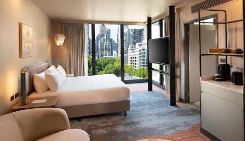 Junior Suite with One King Bed
