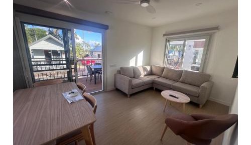 Deluxe 2 Bedroom Cabin - Sleeps 6