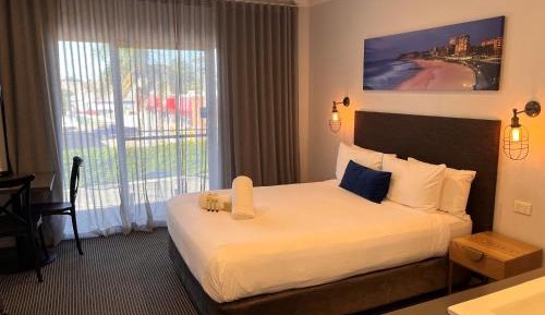 Standard Queen Room