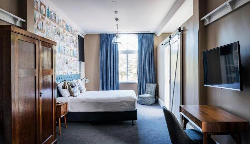 King Suite
