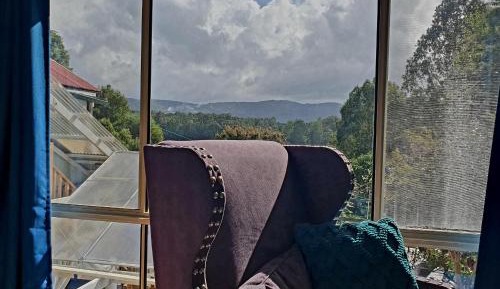 Lake View Suite