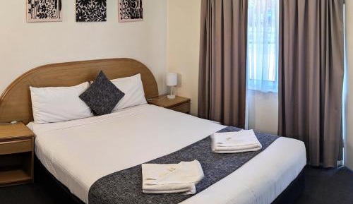 Queen Room