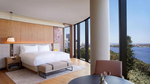 Langley Park View, Corner Studio, 1 King Bed