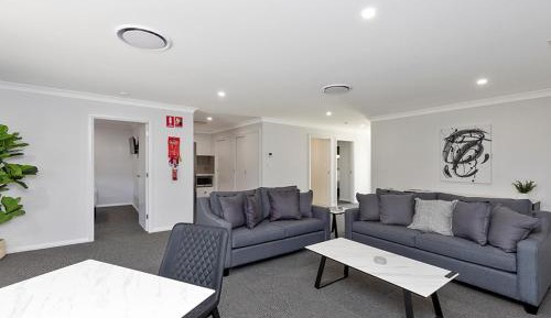 3 Bedroom Apartment, 3 Queen Beds