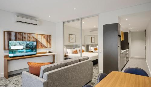 One-Bedroom Apartment with Balcony